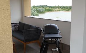 Feriendomizil am Störmthaler See, Lagovida, Leipziger Neuseenland, Großpösna, Sauna mit Seeblick