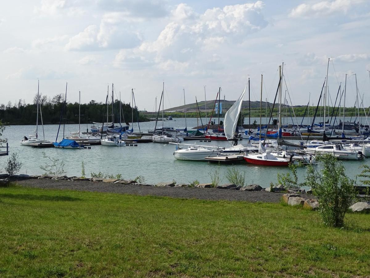 Feriendomizil am Störmthaler See, Lagovida, Leipziger Neuseenland, Großpösna, Sauna mit Seeblick Exterior foto